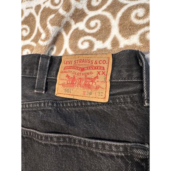 Levi 501 Jeans Mens 38x32 Black Distressed Cotton Denim Pants - Picture 8 of 10